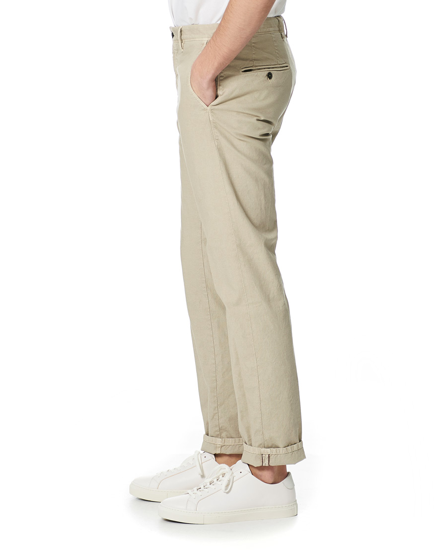 Homme | Pantalons | Incotex | Easy Fit Selvedge Cotton Chinos Desert Khaki