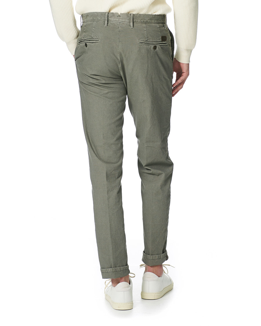 Homme | Pantalons | Incotex | Easy Fit Selvedge Cotton Chinos Stone Grey