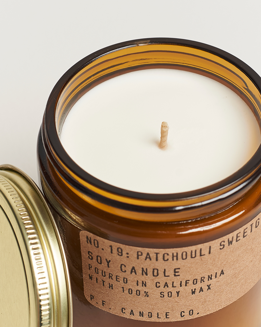 Homme | P.F. Candle Co. Soy Candle No. 19 Patchouli Sweetgrass 204g | P.F. Candle Co. | Soy Candle No. 19 Patchouli Sweetgrass 204g
