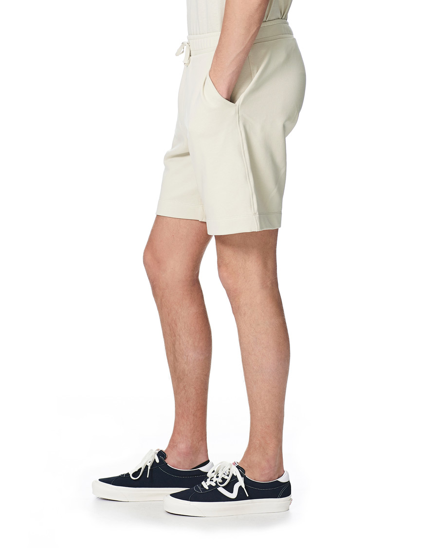 Homme | Shorts | Filippa K | Barry Organic Cotton Shorts Vanilla Ivory
