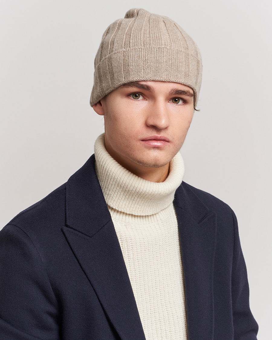 Heren | Amanda Christensen Block Rib Knitted Cashmere Cap Beige Melange | Amanda Christensen | Block Rib Knitted Cashmere Cap Beige Melange