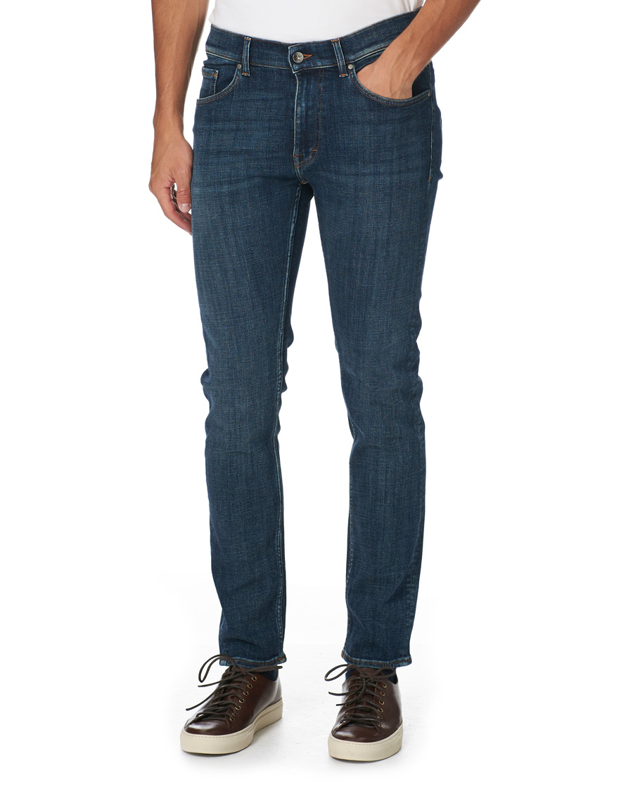 Heren | Jeans | Tiger of Sweden | Leon Hawk Eye Superstretch Jeans Royal Blue