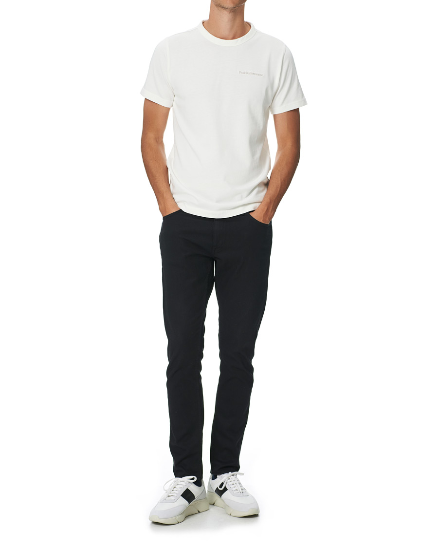 Homme | T-shirts | Peak Performance | Moment Organic Cotton Tee Off White