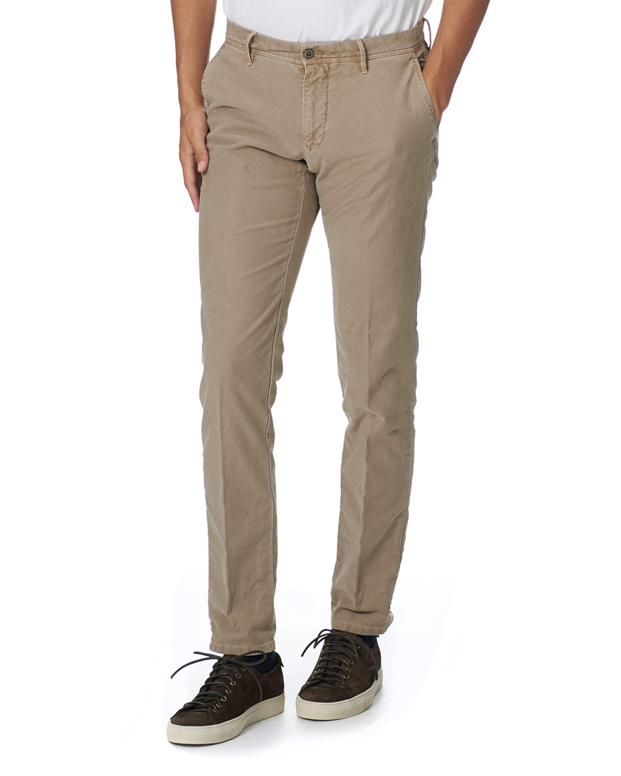 Homme | Pantalons | Incotex | Slim Fit Garment Dyed Slacks Beige
