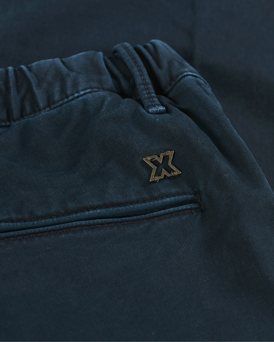 Homme | Pantalons | Incotex | Slim Fit Cotton Satin Sweatpants Midnight
