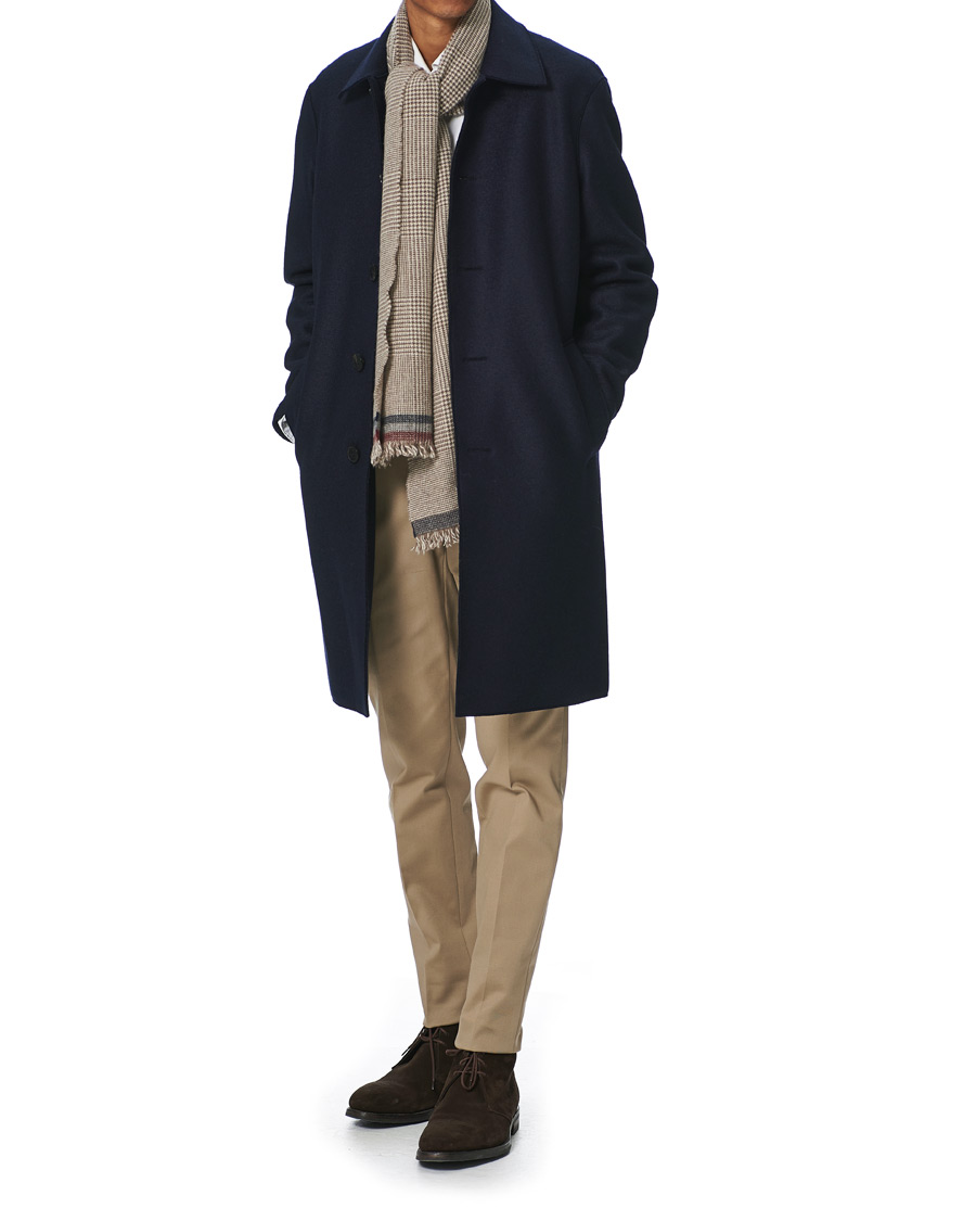 Homme | Begg & Co Vaudie Wash Lambswool/Cashmere Scarf Natural Stone | Begg & Co | Vaudie Wash Lambswool/Cashmere Scarf Natural Stone