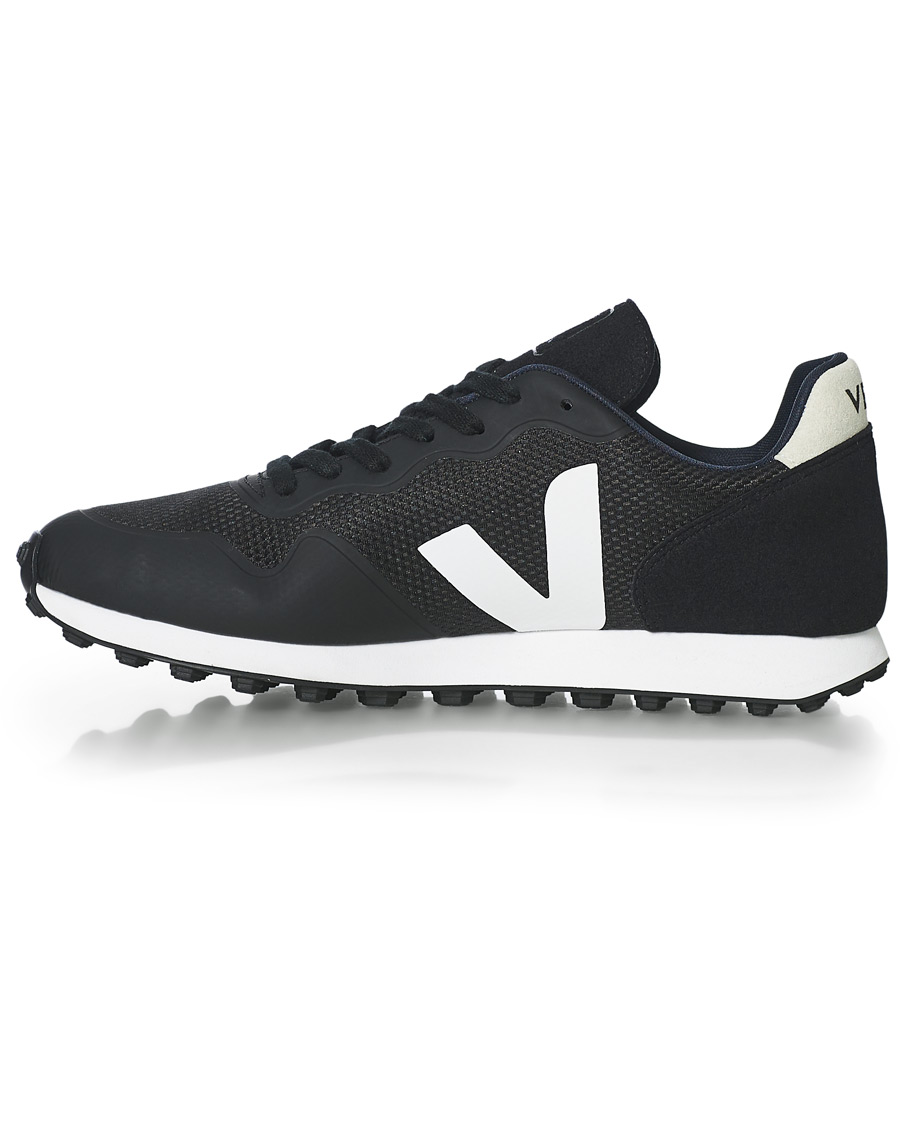 Heren | Veja SDU Vegan Running Sneaker Black/White | Veja | SDU Vegan Running Sneaker Black/White