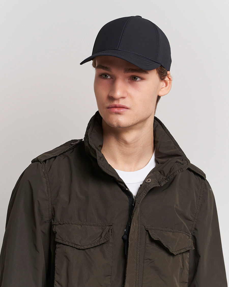 Homme | Bobs Et Casquettes | Varsity Headwear | Active Tech Cap Black