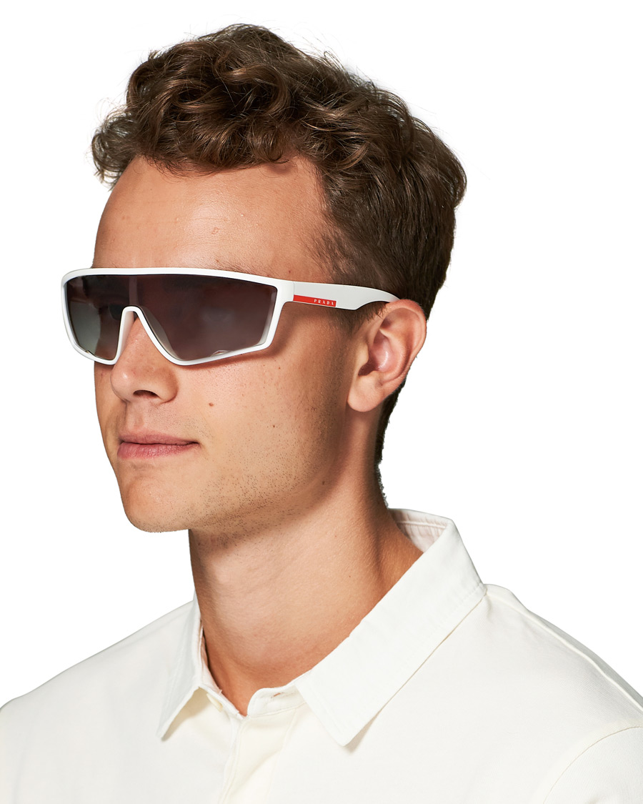 Homme | Prada Linea Rossa 0PS 09US Active Sunglasses White/Mirror | Prada Linea Rossa | 0PS 09US Active Sunglasses White/Mirror
