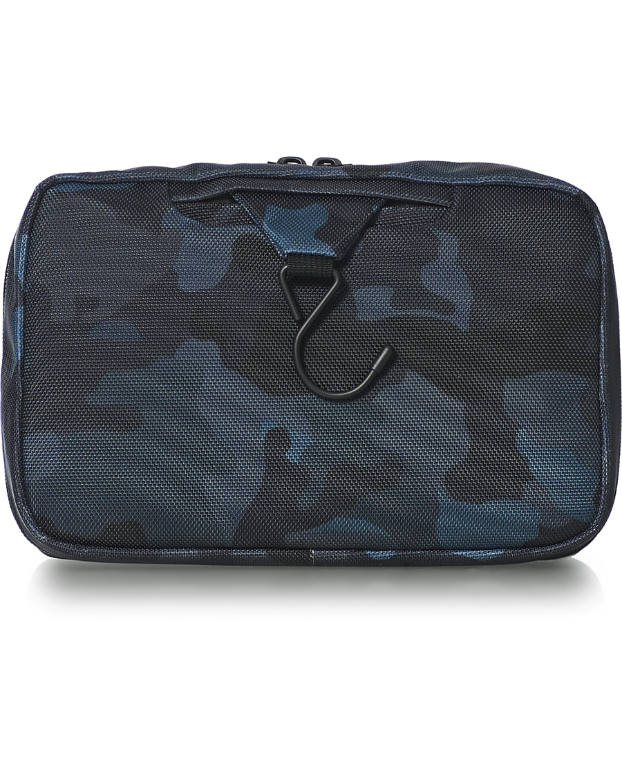 Homme | TUMI Alpha Bravo Reno Travel Kit Navy Camouflage | TUMI | Alpha Bravo Reno Travel Kit Navy Camouflage