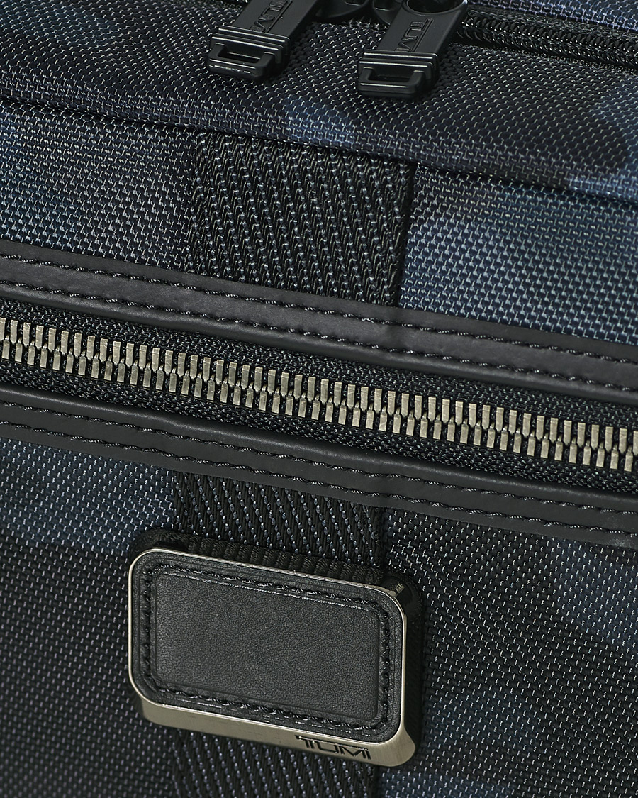 Homme | TUMI Alpha Bravo Reno Travel Kit Navy Camouflage | TUMI | Alpha Bravo Reno Travel Kit Navy Camouflage