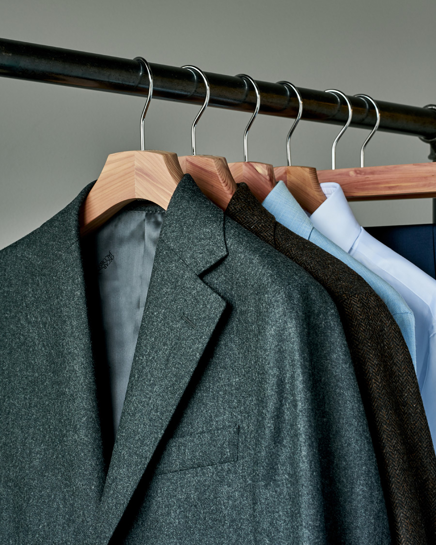 Heren | Care with Carl Cedar Wood Jacket Hanger | Care with Carl | Cedar Wood Jacket Hanger