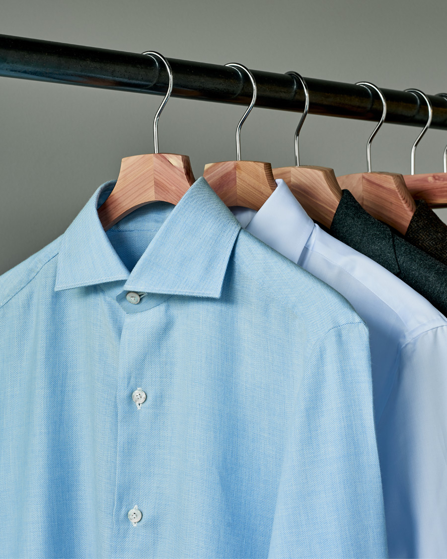 Heren | Care with Carl 2-Pack Cedar Wood Shirt Hanger | Care with Carl | 2-Pack Cedar Wood Shirt Hanger