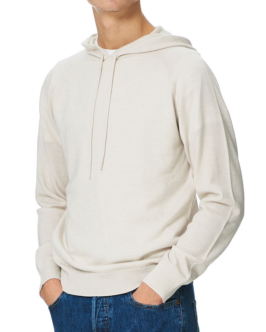 Heren | Truien | Tiger of Sweden | Nakkne Knitted Merino Hood Buttercreme