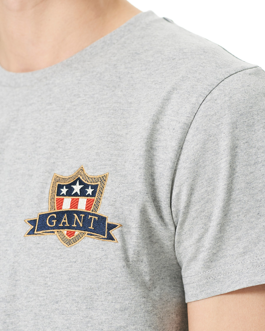 Homme | T-shirts | GANT | Banner Shield Tee Grey Melange