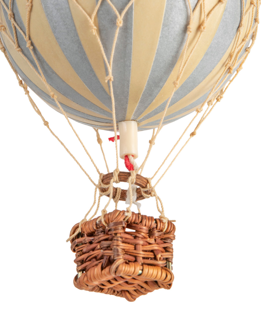 Homme | | Authentic Models | Floating In The Skies Balloon Silver Ivory
