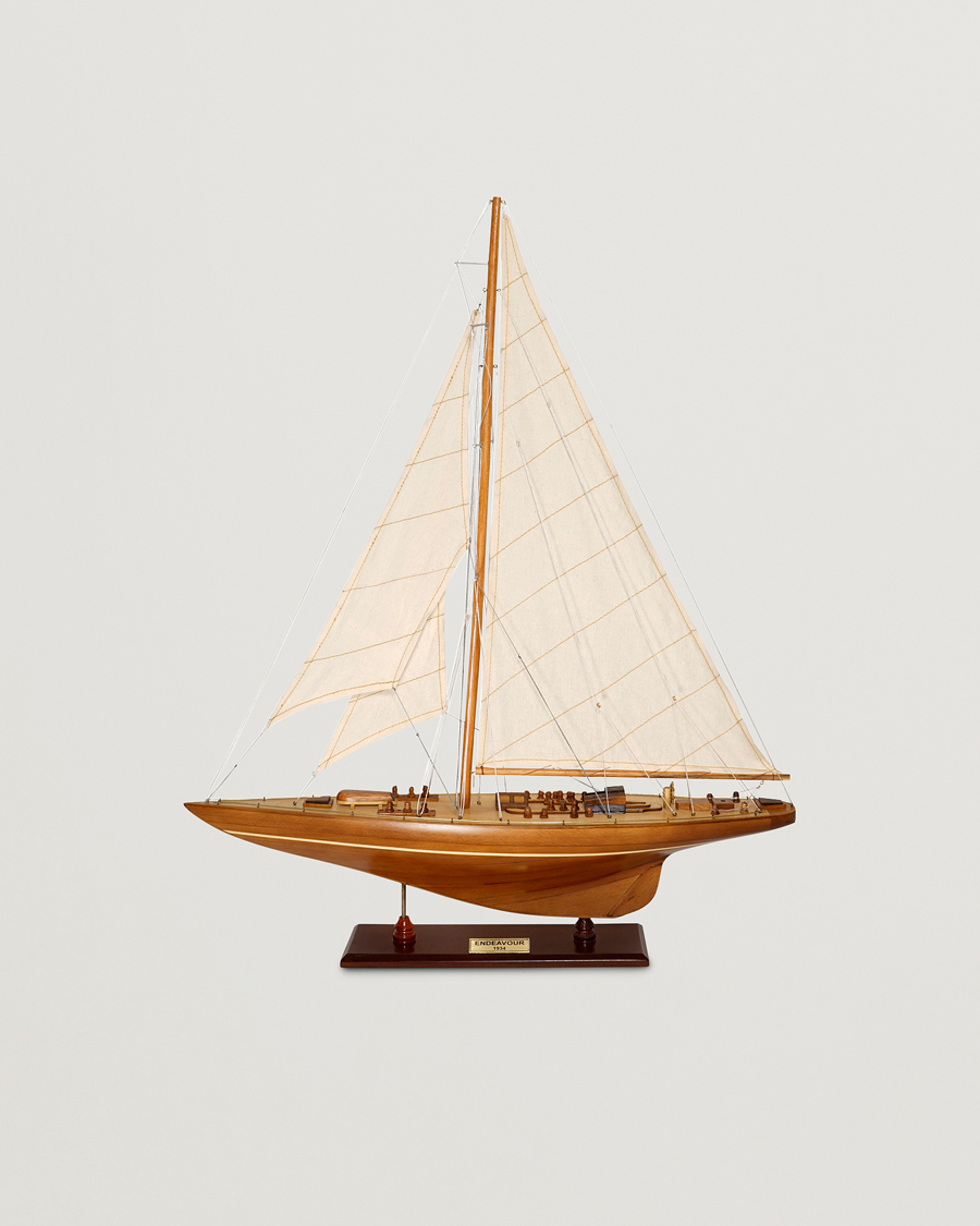 Homme | | Authentic Models | Endeavour Yacht Classic Wood