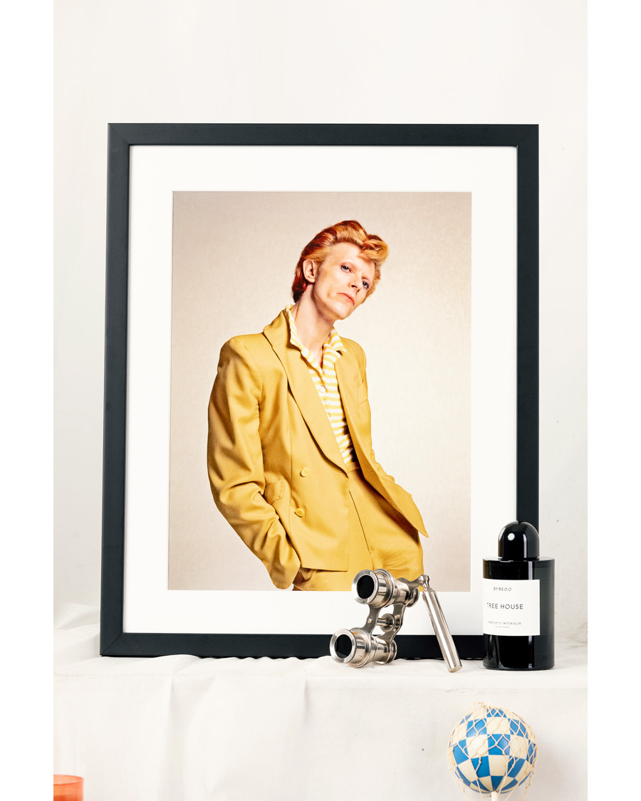 Homme | | Sonic Editions | Framed David Bowie In Yellow Suit