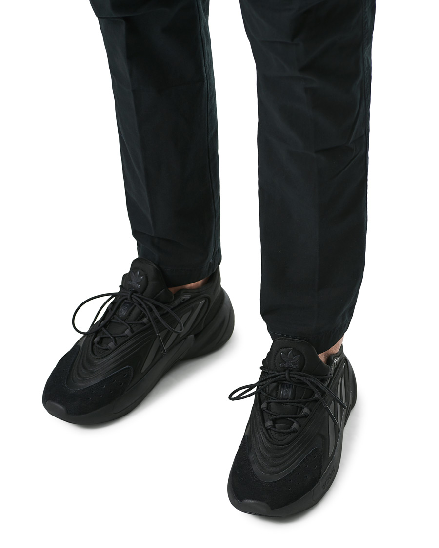 Homme | adidas Originals Ozelia Sneaker Black | adidas Originals | Ozelia Sneaker Black
