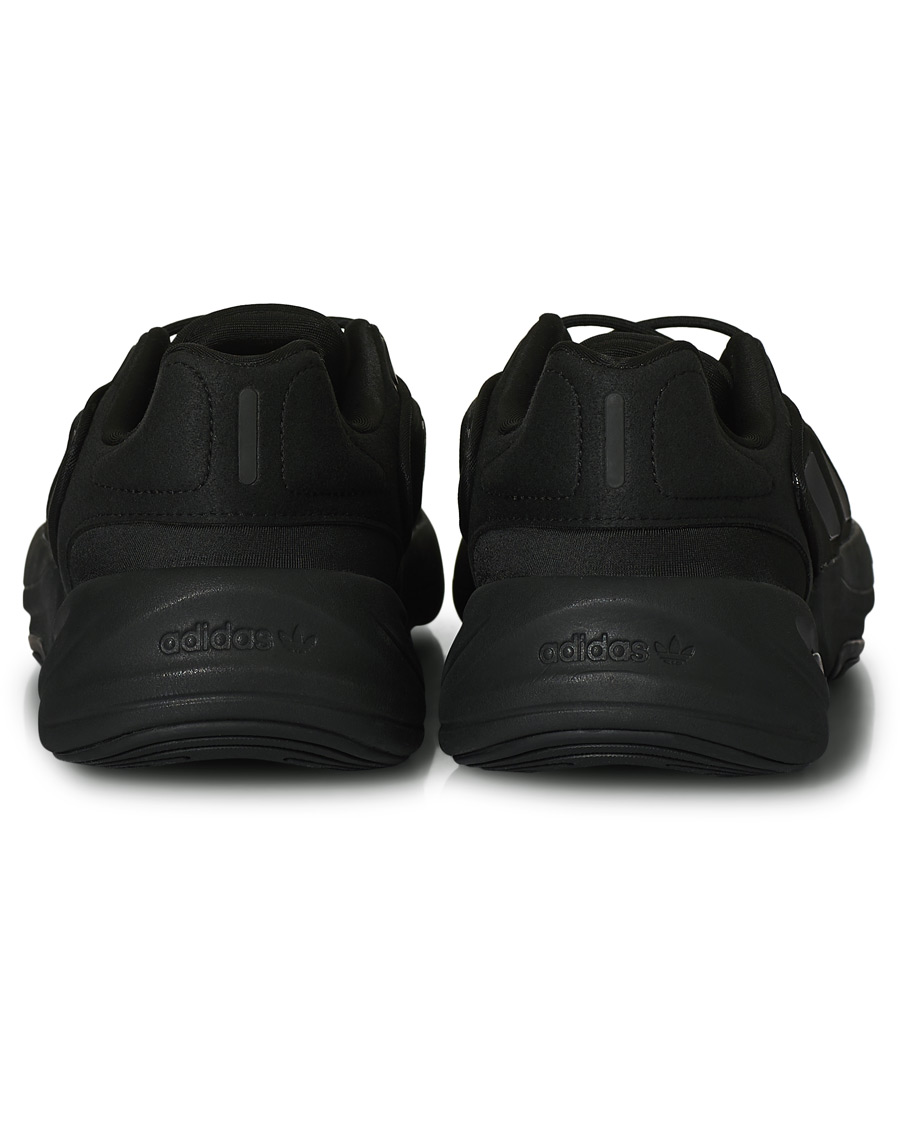 Homme | adidas Originals Ozelia Sneaker Black | adidas Originals | Ozelia Sneaker Black
