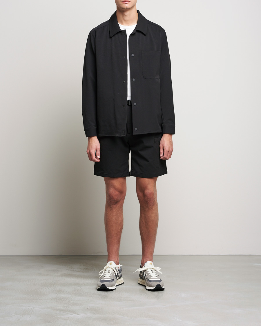 Homme | Shorts | J.Lindeberg | Ralf Tech Cargo Shorts Black