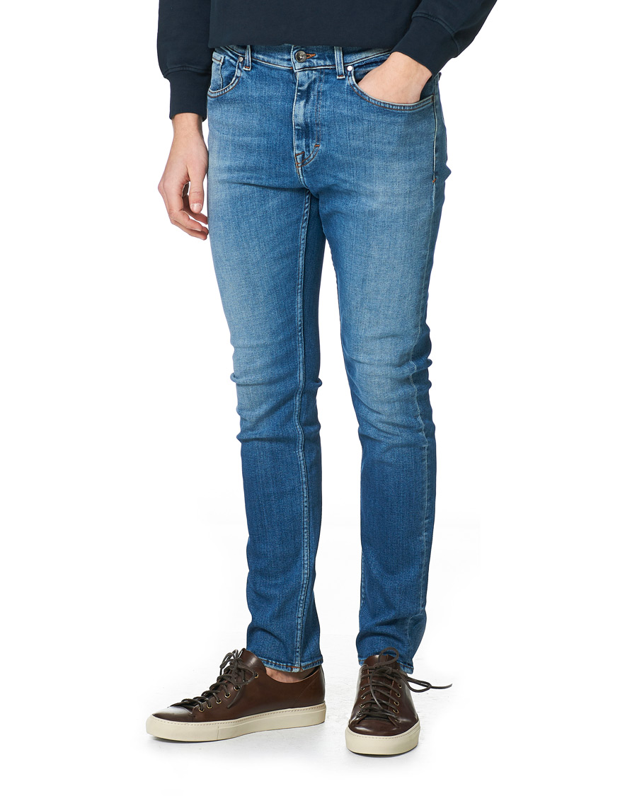 Homme | Jeans | Tiger of Sweden | Leon Superstretch Jeans Medium Blue