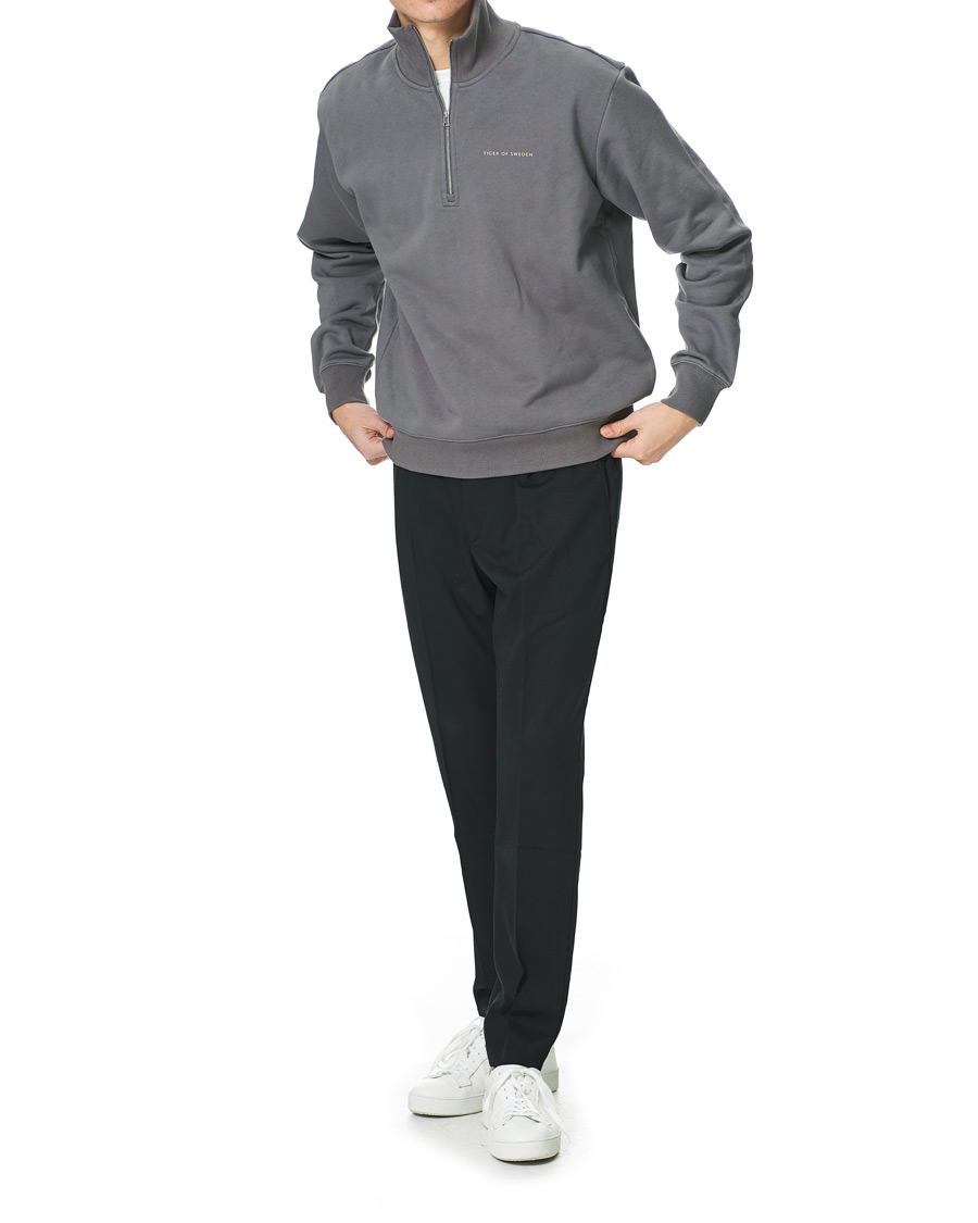 Heren | Truien | Tiger of Sweden | Marlon Half Zip Sweater Stone Grey