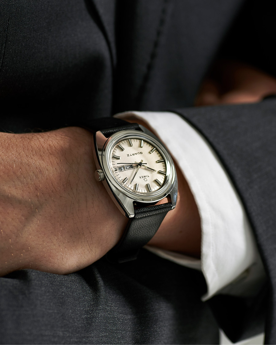 Homme | Timex Q Reissue 1978 Day Date 37mm Silver Dial | Timex | Q Reissue 1978 Day Date 37mm Silver Dial