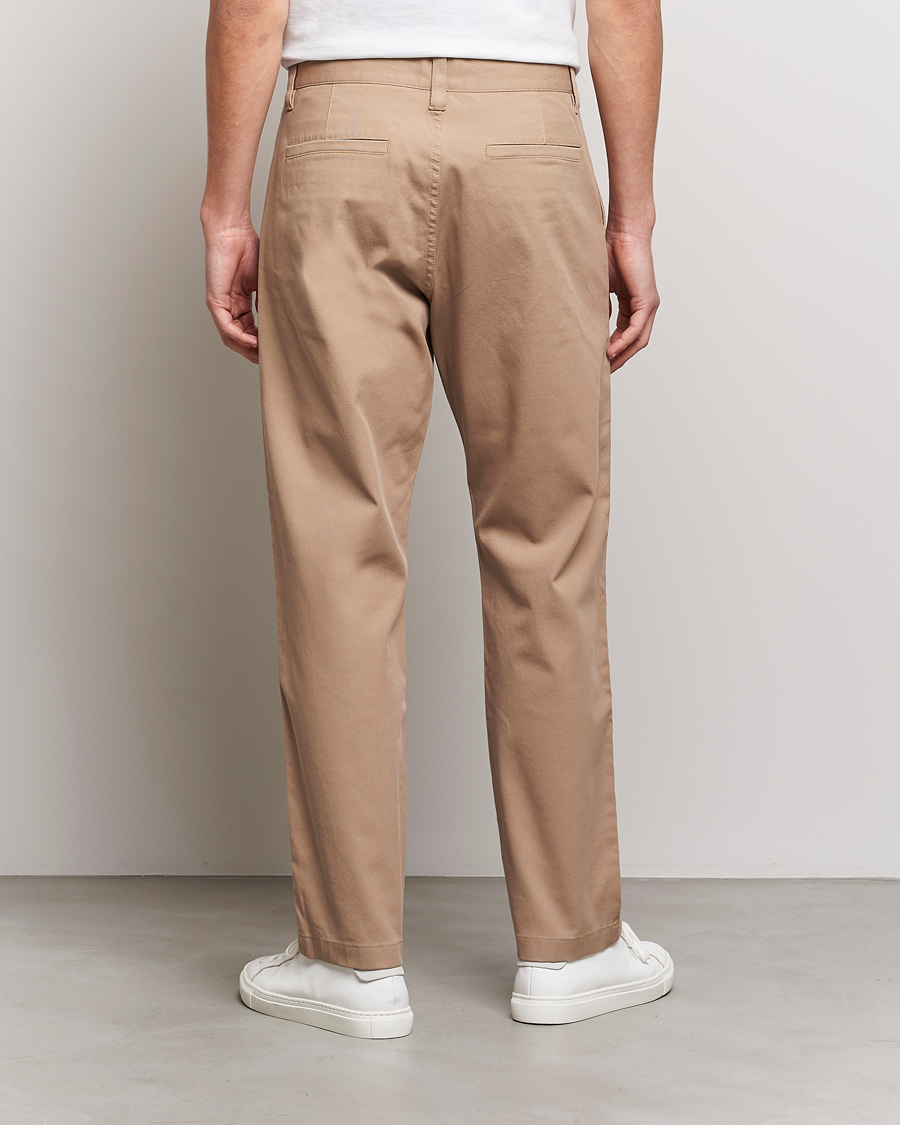 Homme | Pantalons | NN07 | Alex Straight Fit Cotton Chinos Khaki
