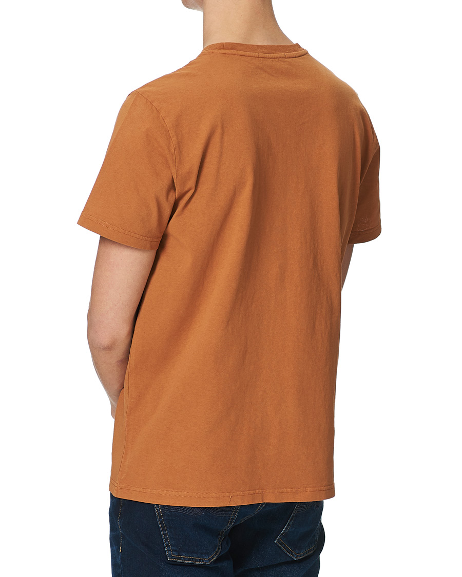 Homme | T-shirts | Nudie Jeans | Roy Drink Crew Neck Tee Burnt Orange