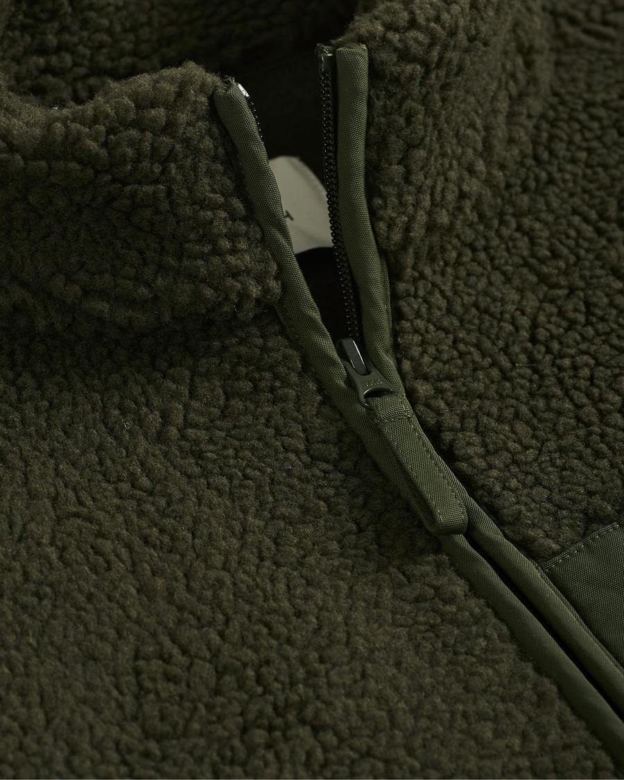 Heren | Truien | A Day's March | Arvån Recycled Fleece Vest Olive