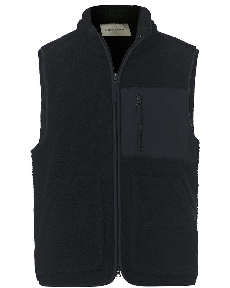 Heren | Truien | A Day's March | Arvån Recycled Fleece Vest Black