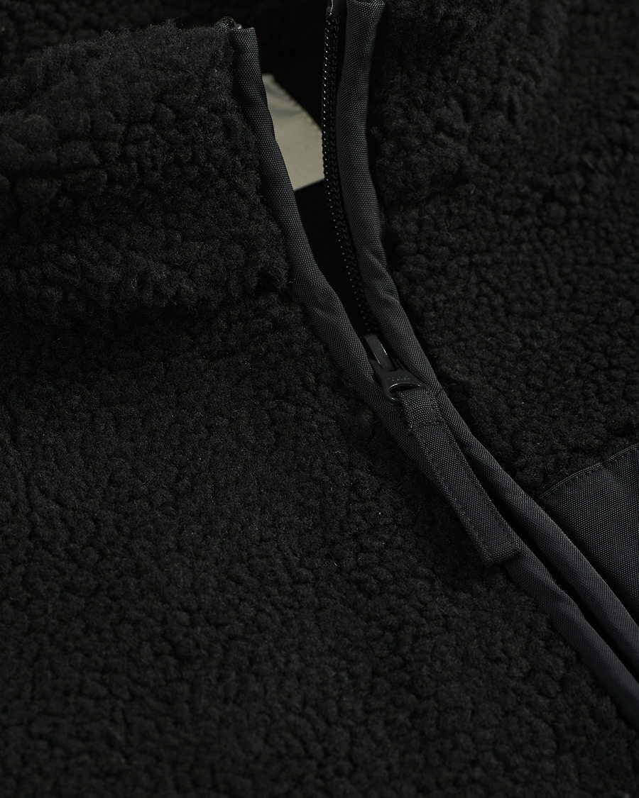 Heren | Truien | A Day's March | Arvån Recycled Fleece Vest Black
