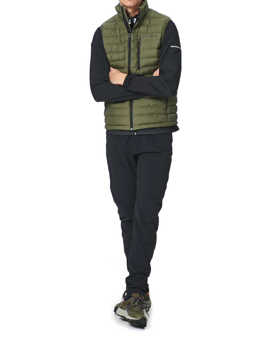 Homme | Manteaux Et Vestes | Peak Performance | Rivel Liner Detachable Vest Pine Neddle