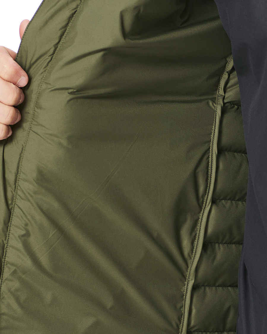 Homme | Manteaux Et Vestes | Peak Performance | Rivel Liner Detachable Vest Pine Neddle