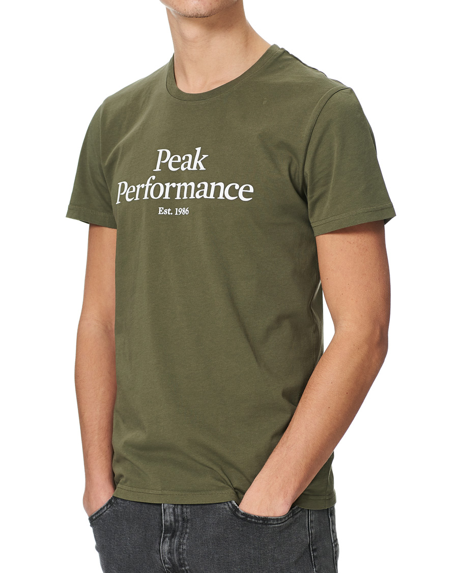 Homme | T-shirts | Peak Performance | Original Logo Crew Neck Tee Pine Neddle