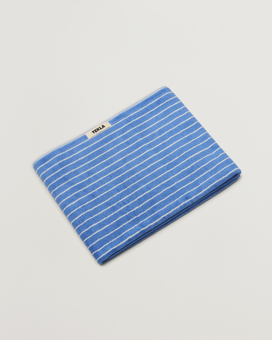 Homme | Tissus | Tekla | TeklaOrganic Terry Bath TowelClear Blue Stripes