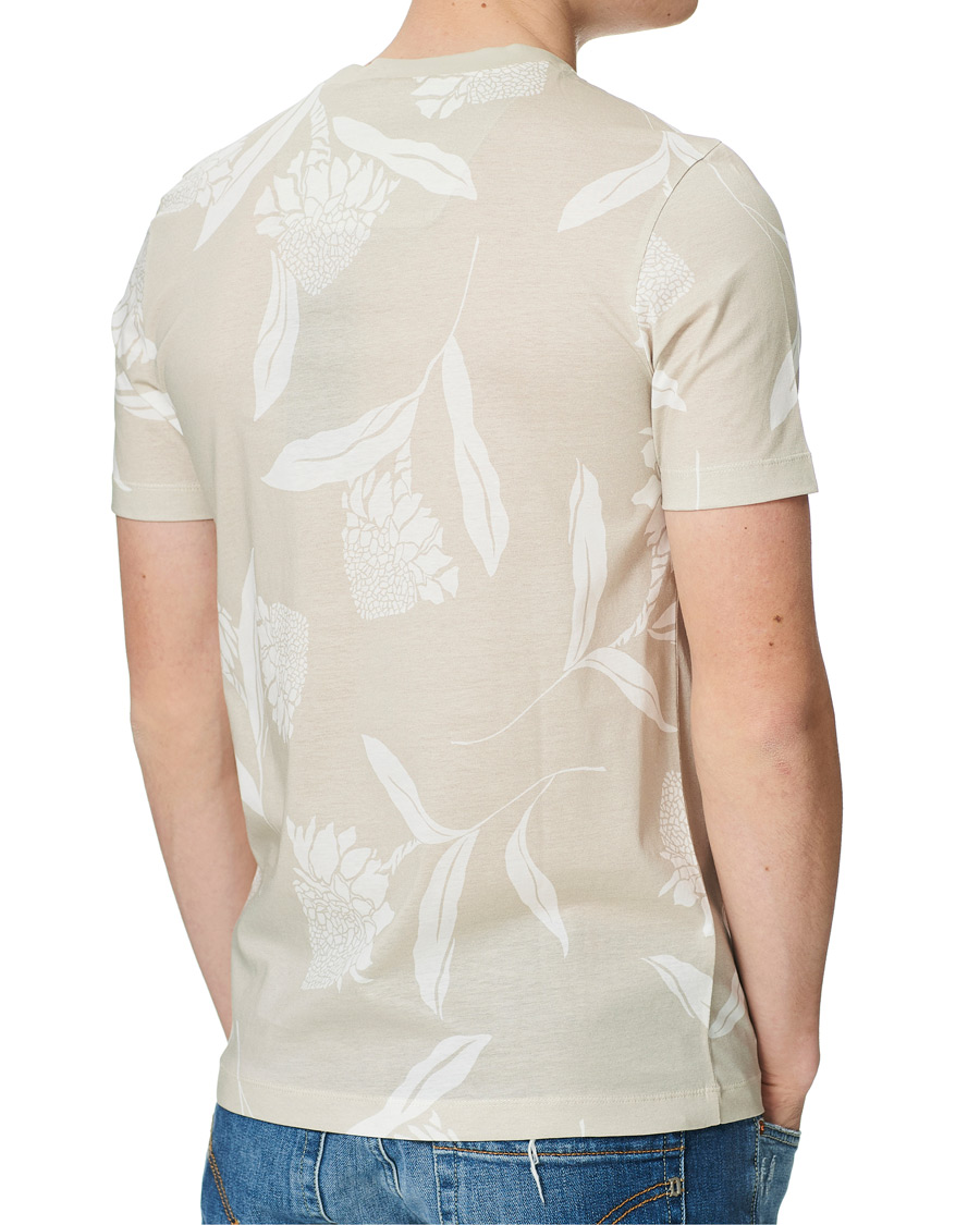 Homme | T-shirts | BOSS BLACK | BOSS Tessler Printed Flower Tee Light Beige
