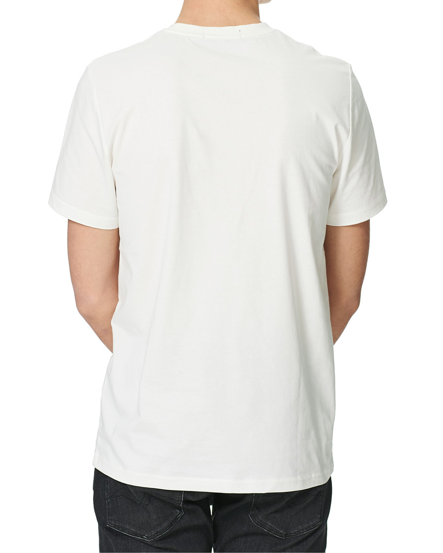 Heren | T-shirts | Fred Perry | Laurel Wreath Tee Snow White