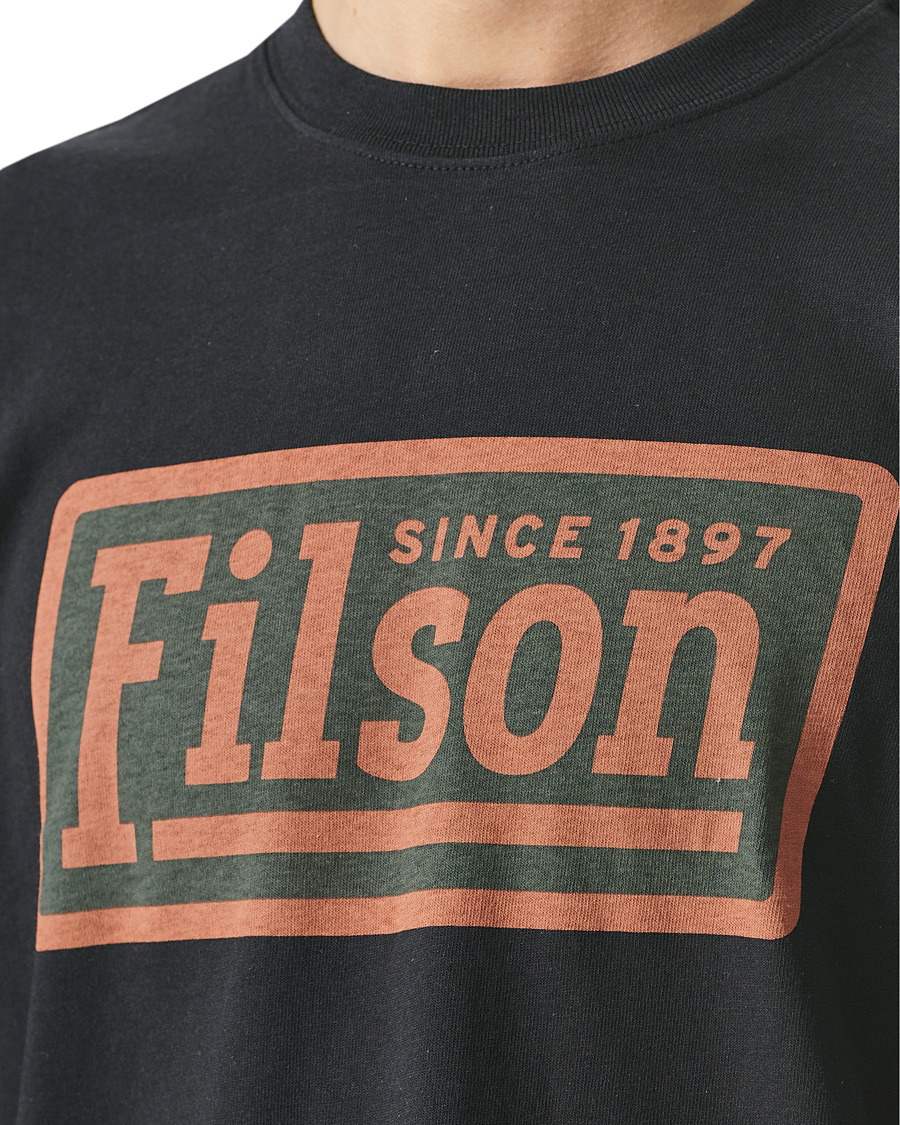 Heren | T-shirts | Filson | Made In USA Pioneer Graphic Tee Black