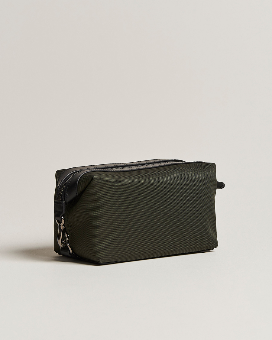 Homme | Mismo M/S Nylon Washbag Skagerrak/Black | Mismo | M/S Nylon Washbag Skagerrak/Black
