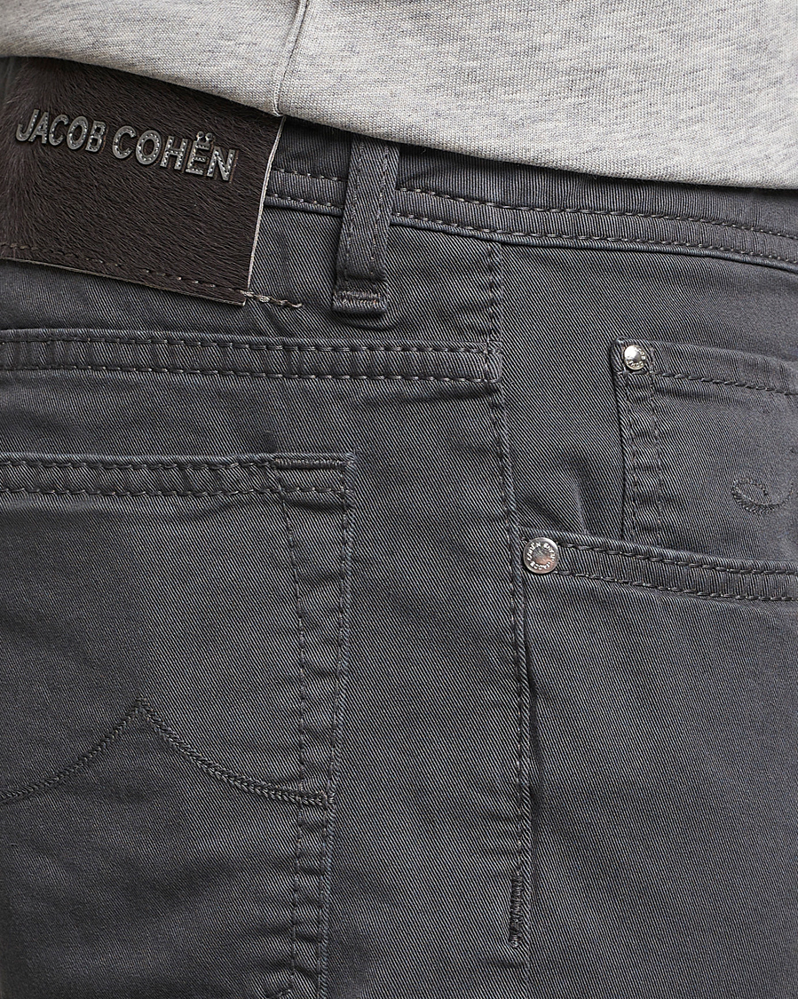 Homme | Pantalons | Jacob Cohën | Bard Garment Dyed Gabardine Trousers Grey