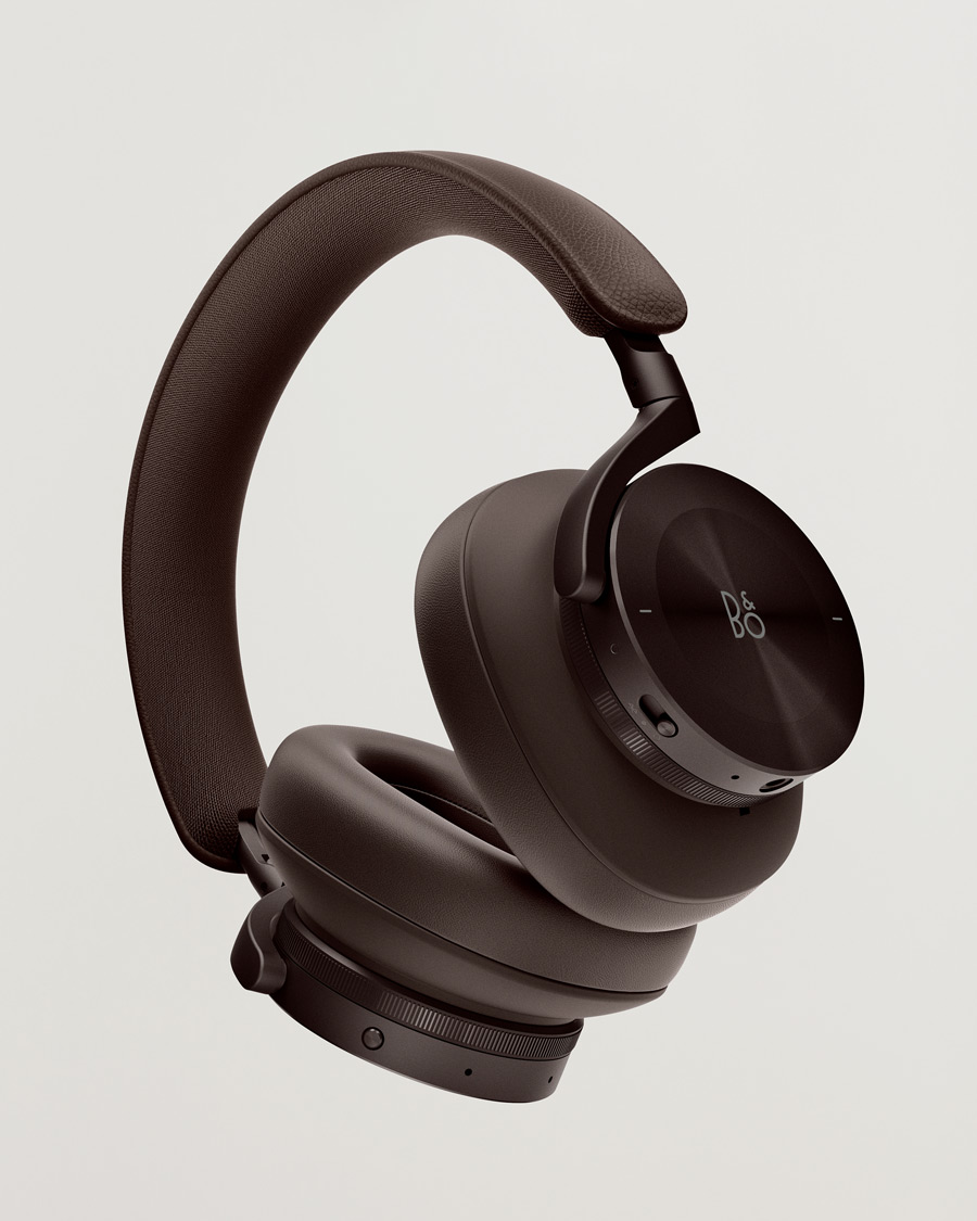 Homme | Pour Les Connaisseurs | Bang & Olufsen | Beoplay H95 Adaptive Wireless Headphones Chestnut
