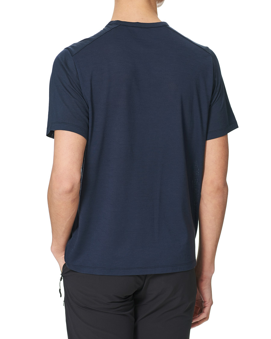 Homme | T-shirts | Arc'teryx | Arc´Logo Emblem Wool T-shirt Black Sapphire