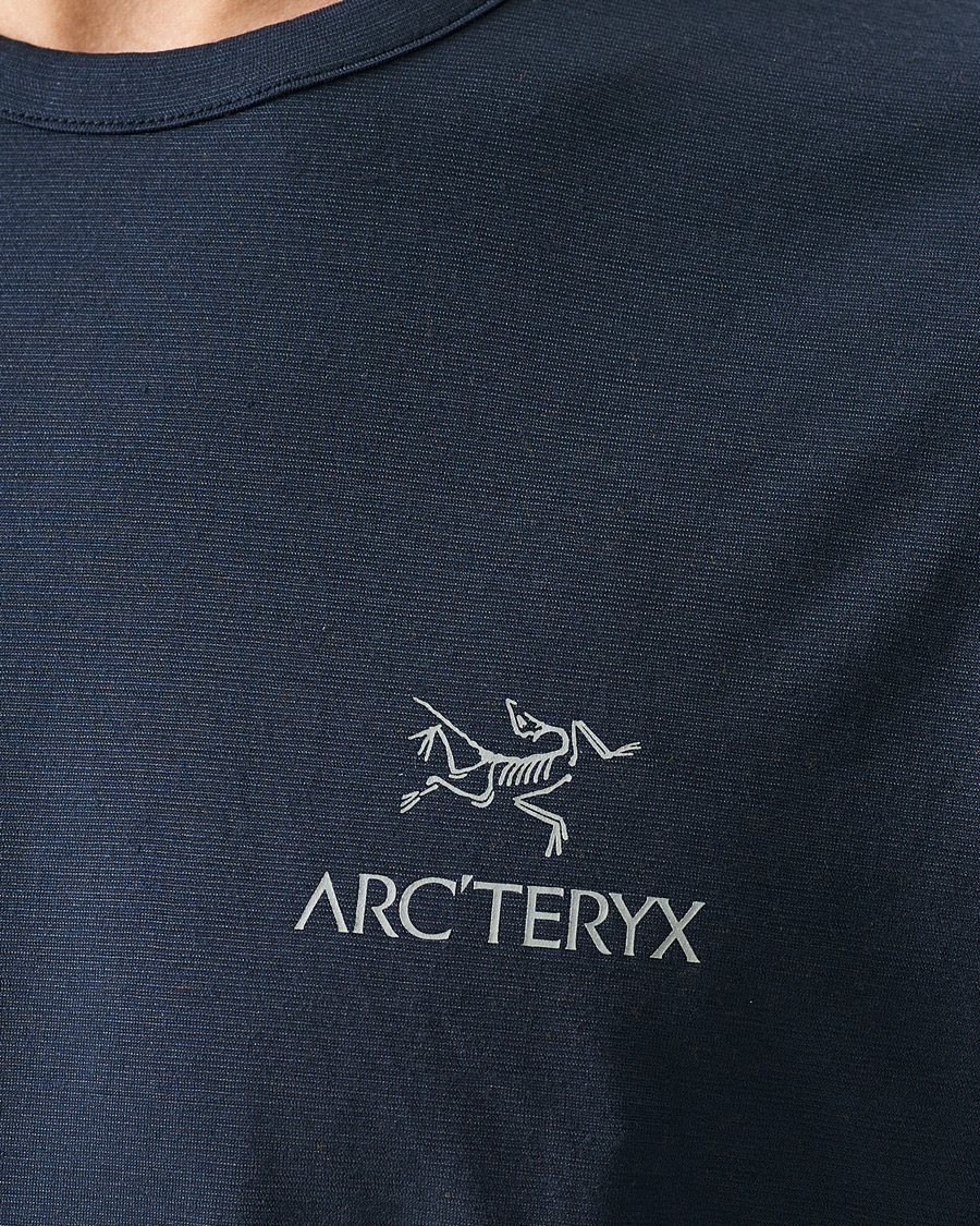 Homme | T-shirts | Arc'teryx | Arc´Logo Emblem Wool T-shirt Black Sapphire