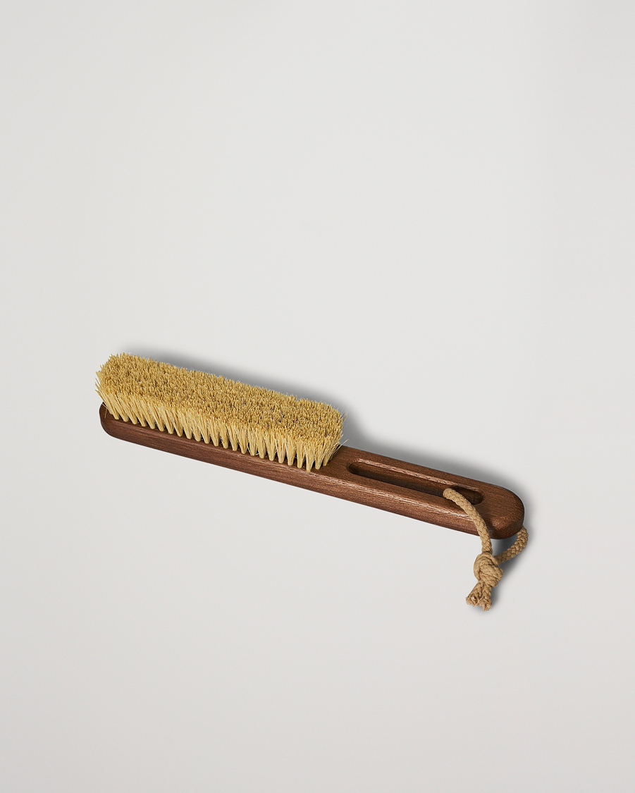 Homme | Steamery Vegan Clothing Brush  | Steamery | Vegan Clothing Brush 