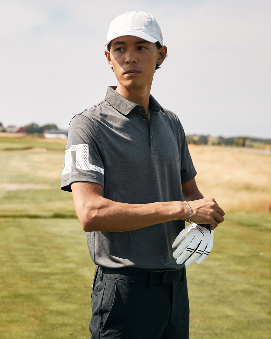 Homme | J.Lindeberg Elijah Crinkle Nylon Logo Cap White | J.Lindeberg | Elijah Crinkle Nylon Logo Cap White
