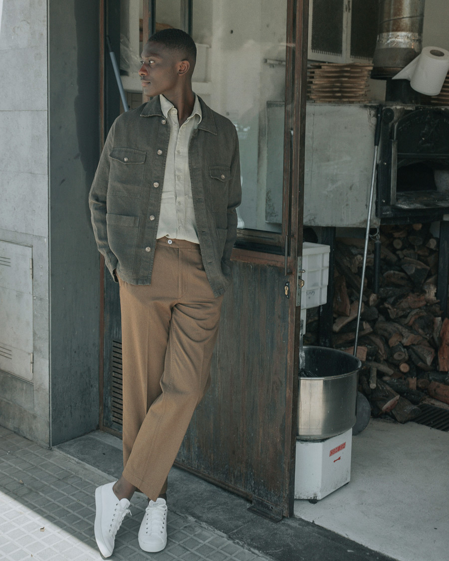 Homme | Chemises | A Day's March | Heavy Linen Patch Pocket Overshirt Olive