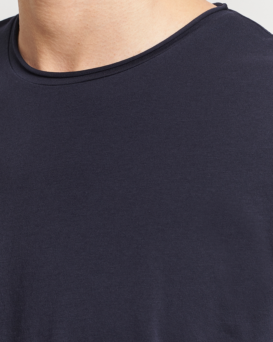 Heren | T-shirts | Filippa K | Roll Neck Crew Neck Tee Navy