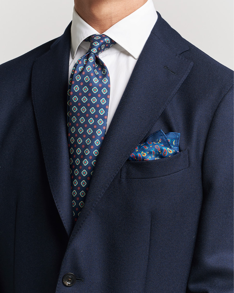 Homme | Amanda Christensen Box Set Silk 8cm Tie and Twill Pocket Square Navy | Amanda Christensen | Box Set Silk 8cm Tie and Twill Pocket Square Navy